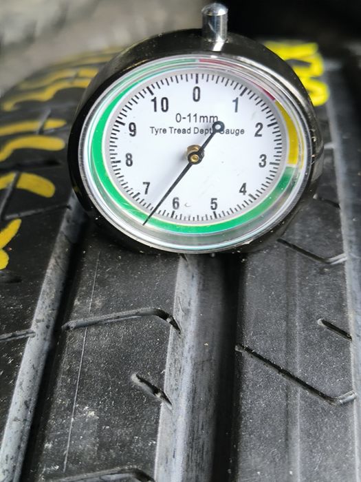 Opona Pirelli P zero 235/35/19 pojedynka