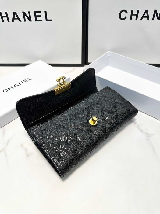 Carteira Chanel Cowhide Bifold