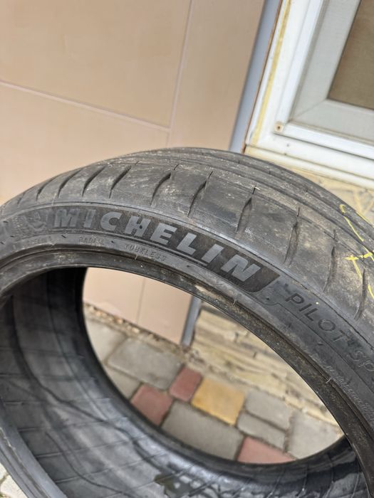 Michelin pilot sport 4s 225/40/19 ZR