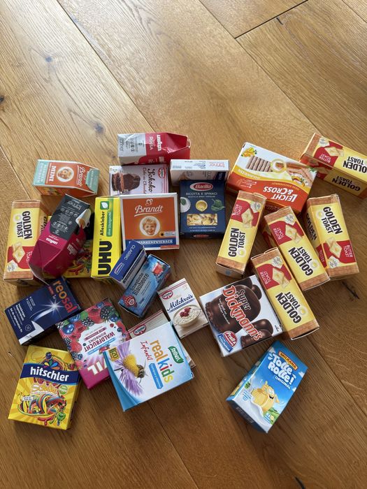 Pudełka produkty do zabawy w sklep