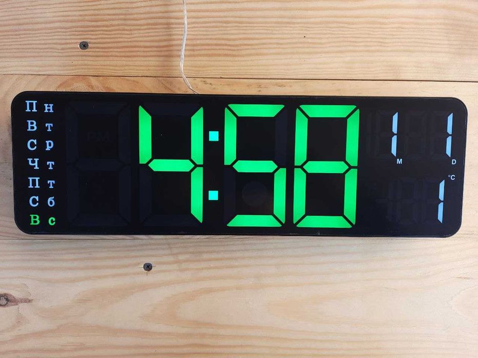 Настінний годинник,будильник термометр з пультом
