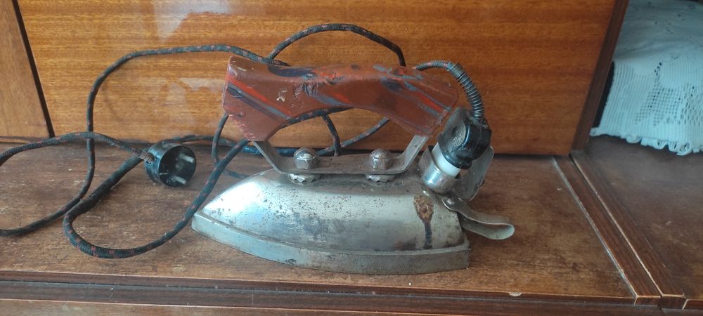 Утюг в рабочем состоянии