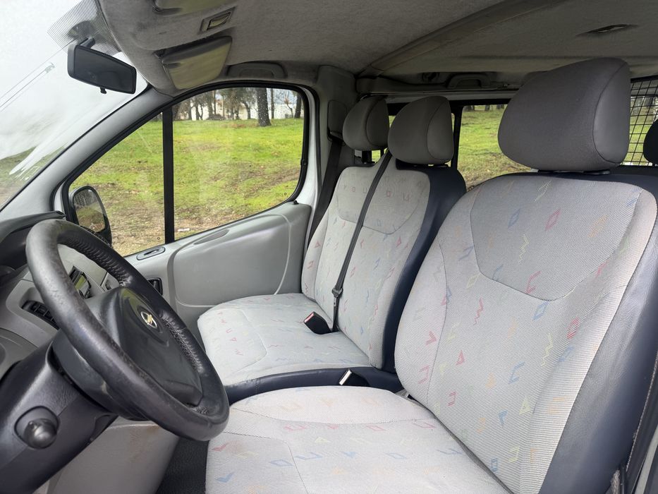 Opel Vivaro 1.9CDTI 6Lugares