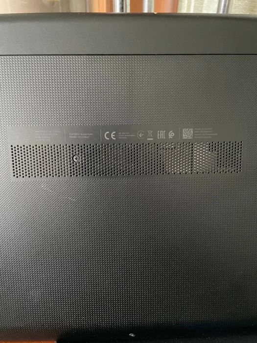 Продам ноутбук hp 15ra013nt