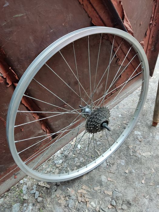 Колеса велосипедные 24,26,28,29 диам.,фирменные