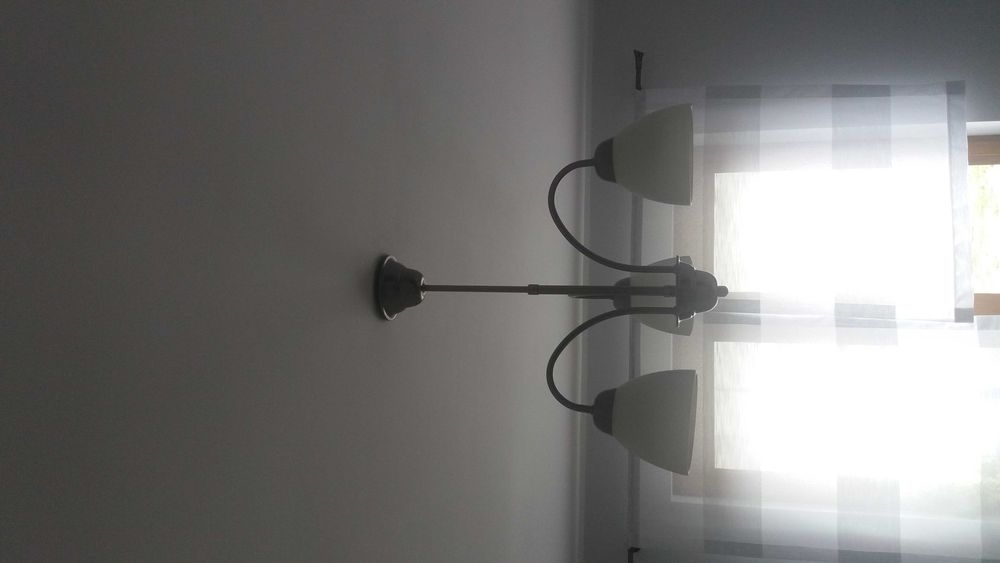 Żyrandol z 3 kloszami