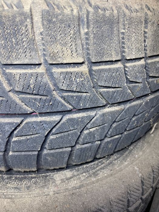 Шини 215 55 17 дві 215 50 17 по дві зими можна ставити на оутлендер