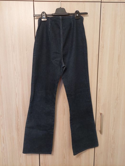 Джинси для майбутніх мам