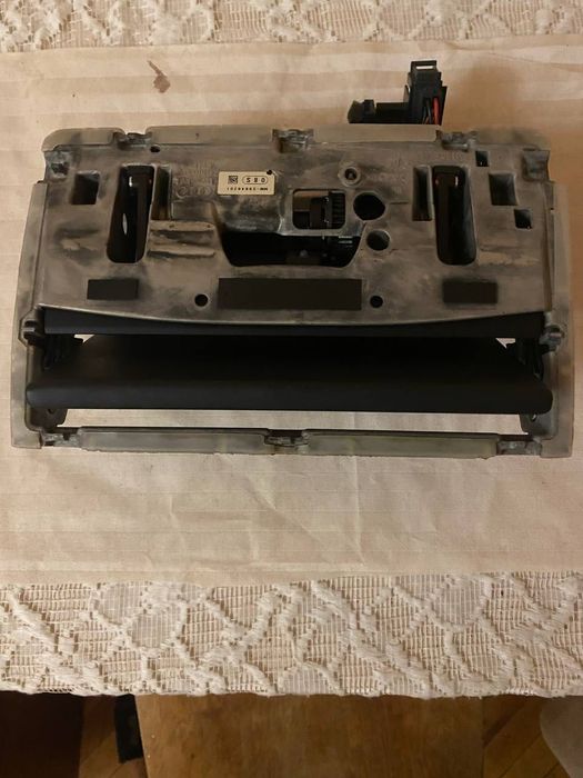 Дисплей Audi a3 8v 2012 (8v0857273m)