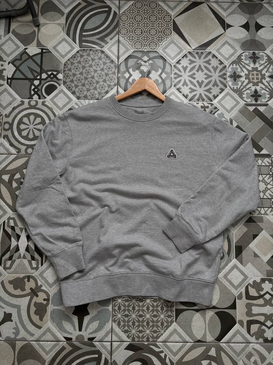 Palace sofar crewneck hotsell