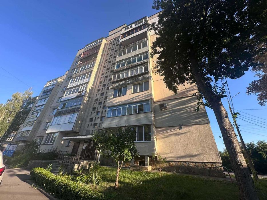 Продається 1-кімнатна квартира на Вишеньці
