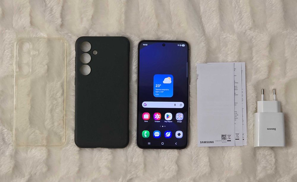 Samsung S24 FE Новий стан! Українська мова від заводу. 2фіз.сім.карти +