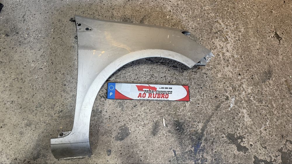 Guarda lamas direito renault clio 3 185