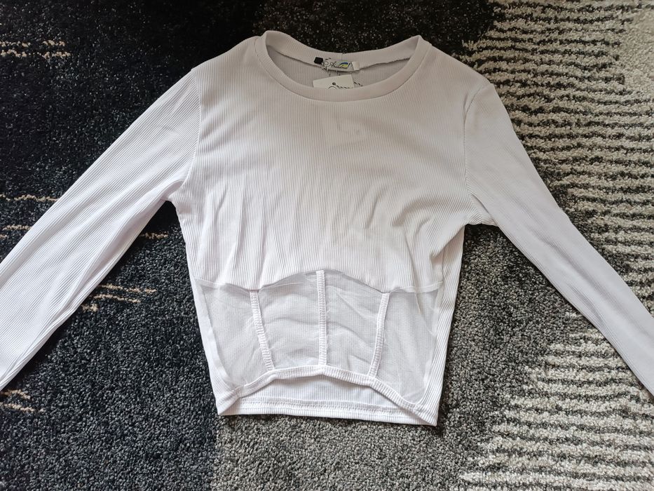 Жіноча стильна біла кофта , нова, S-M