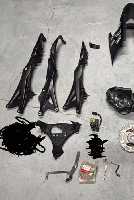 Запчастини Вживані — Honda CBR1000RR SC59 / 08-11