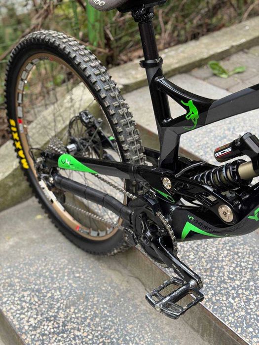 Велосипед YT Tues M | Даунхіл