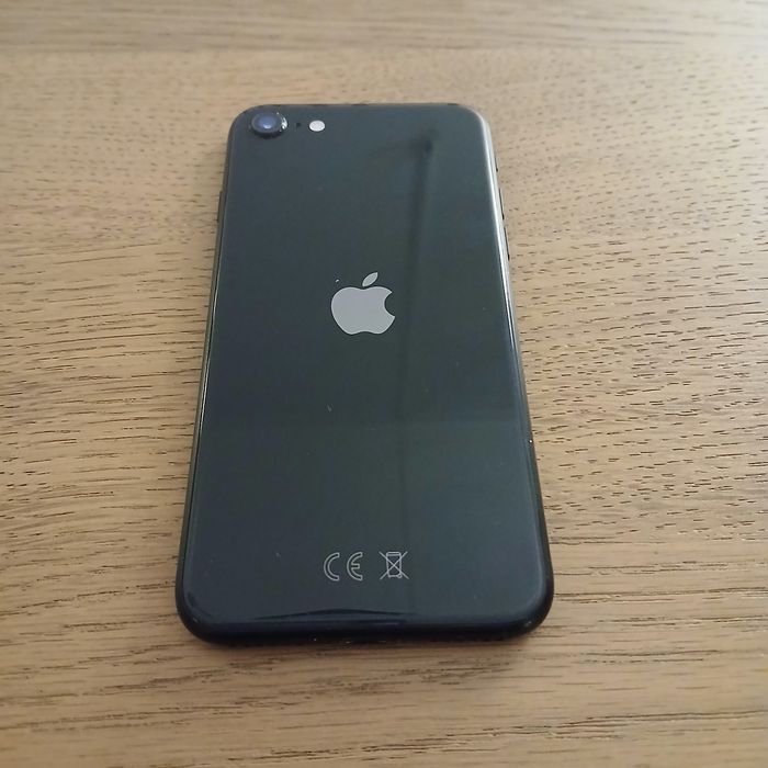 iPhone SE (2.ª Gen) 128 GB - Preto - Desbloqueado