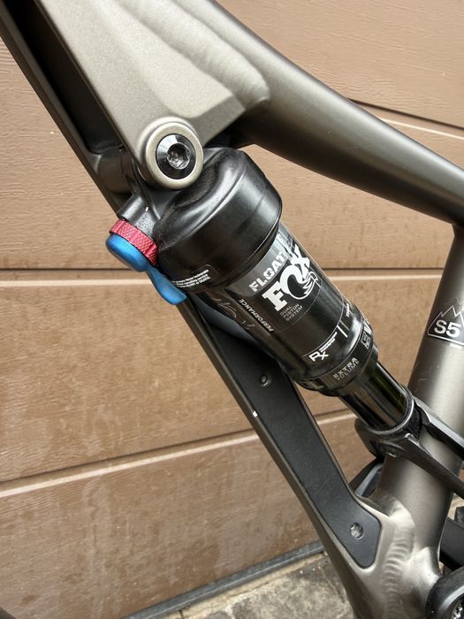 Specialized Stumpjumper Comp Alloy S5 (XL), 2022 rok