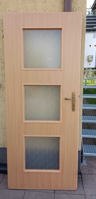 Drzwi wewnętrzne lewe i prawe, łazienkowe gratis