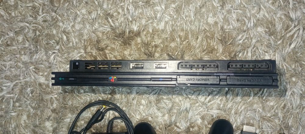 PS2 wszystko orginalne+4 gry