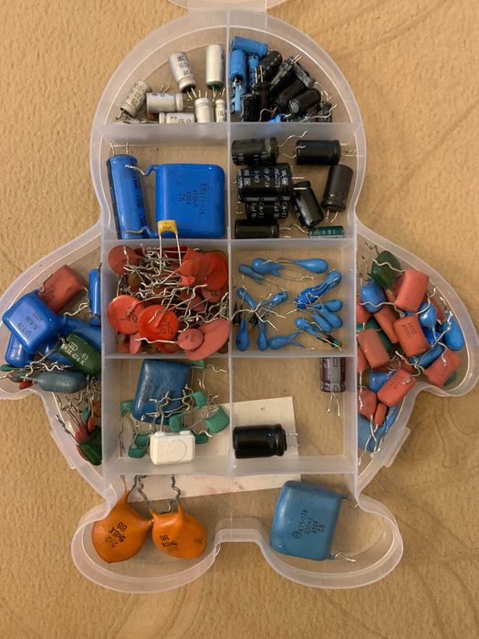 Конденсаторы разные. Новые и Б/У.