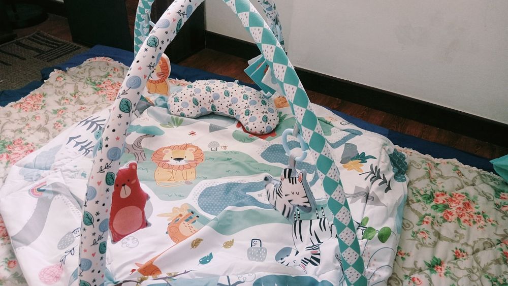 Tapete de atividades para bebé