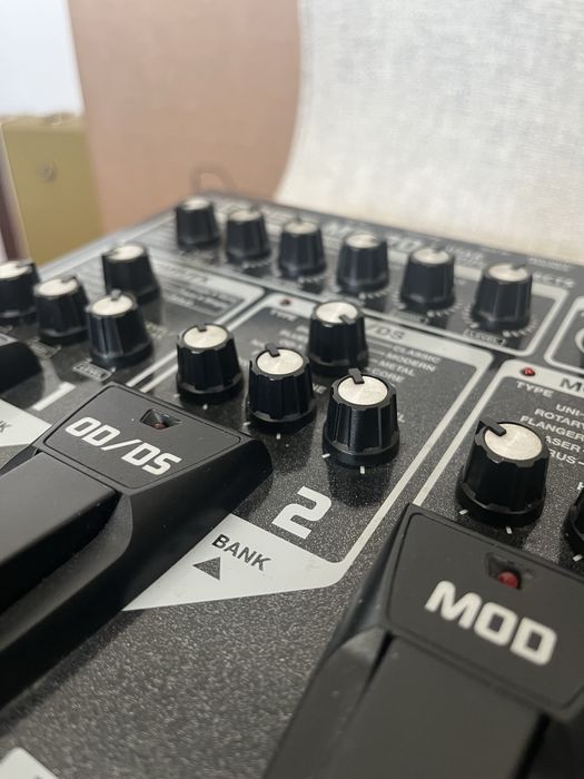 Pedaleira BOSS ME-70