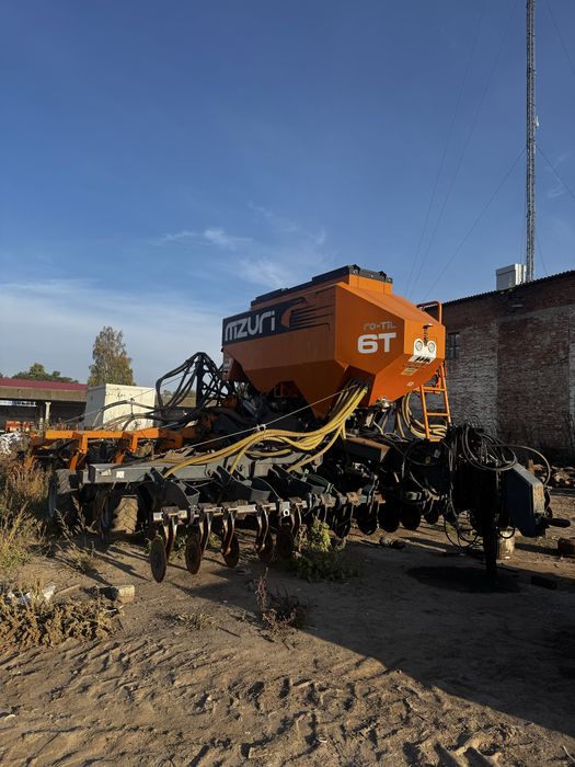 Комплект для сучасного фермерства CLAAS AXION 950 + Mzuri Pro-Till 6T + Salford RTS I-2124