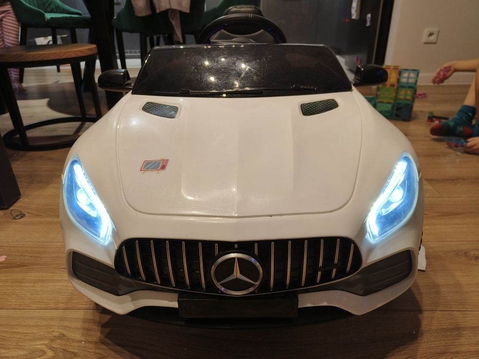 Auto elektryczne dla dzieci Mercedes