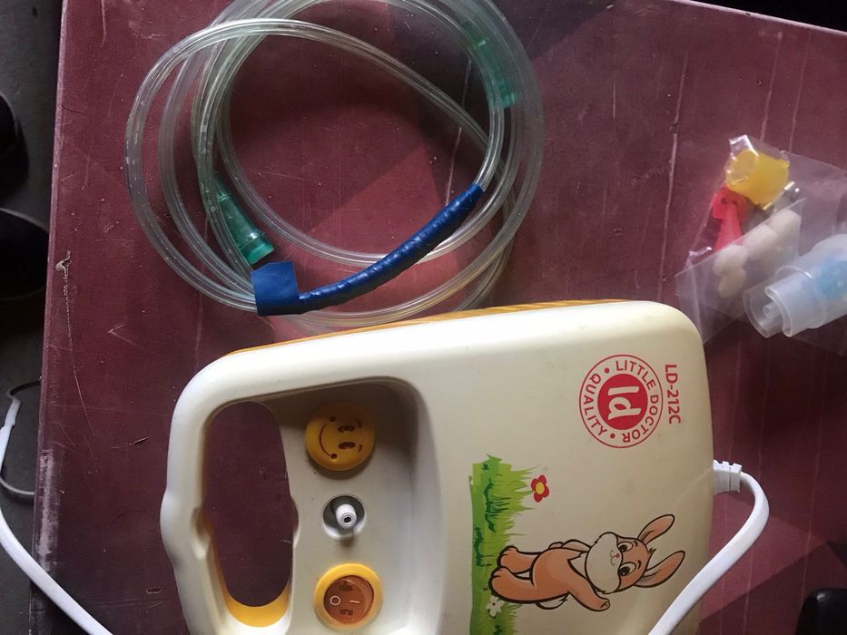 інгалятор компресорний небулайзер Little Doctor