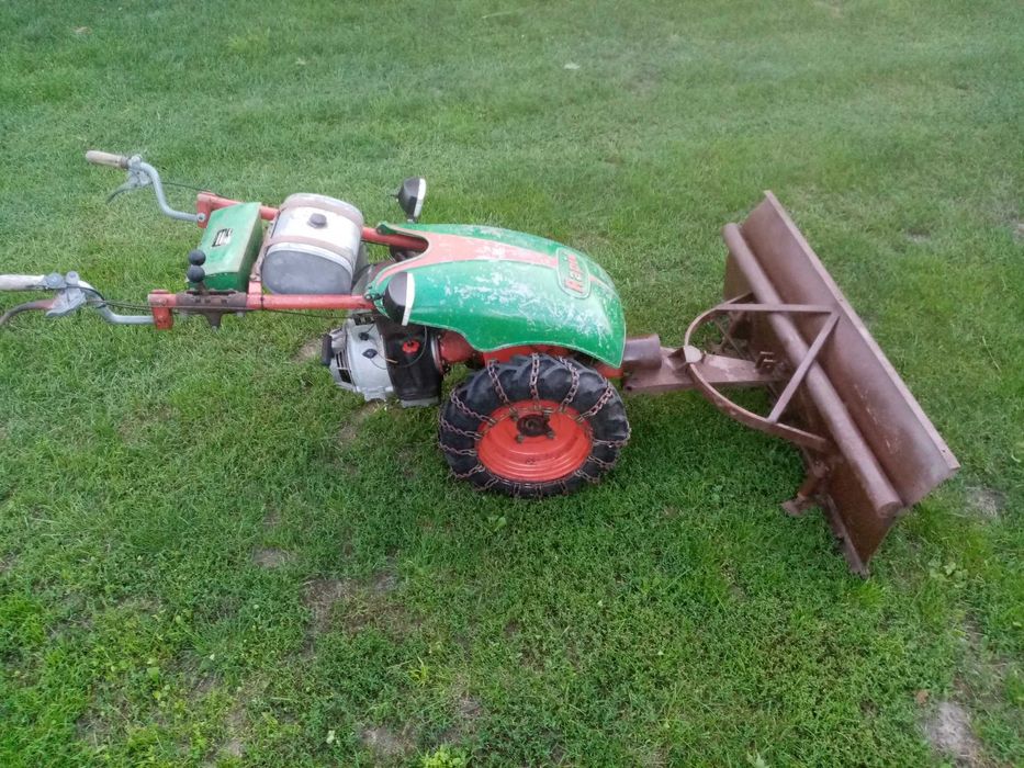 Traktorek jednoosiowy Dzik Rapid