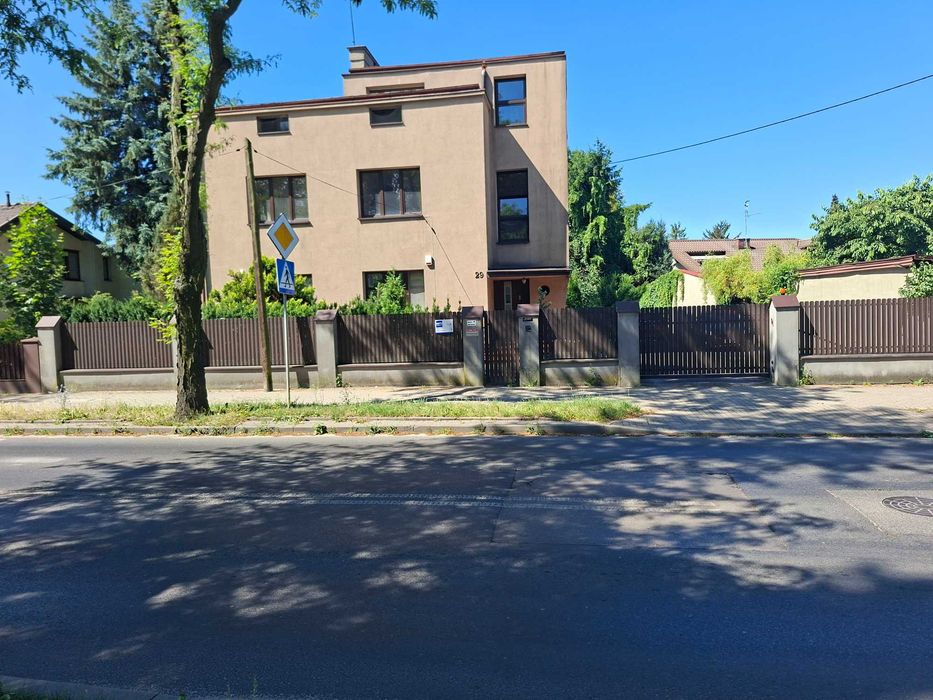 Mieszkanie 3 pokoje 108 m2, w kamienicy + ogródek + zadaszony taras
