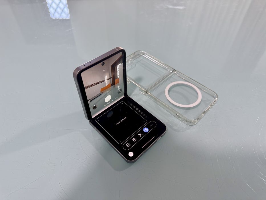 Samsung Z flip 6 256gb