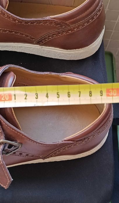 Sapatilhas de pele com fivela dupla da Zara