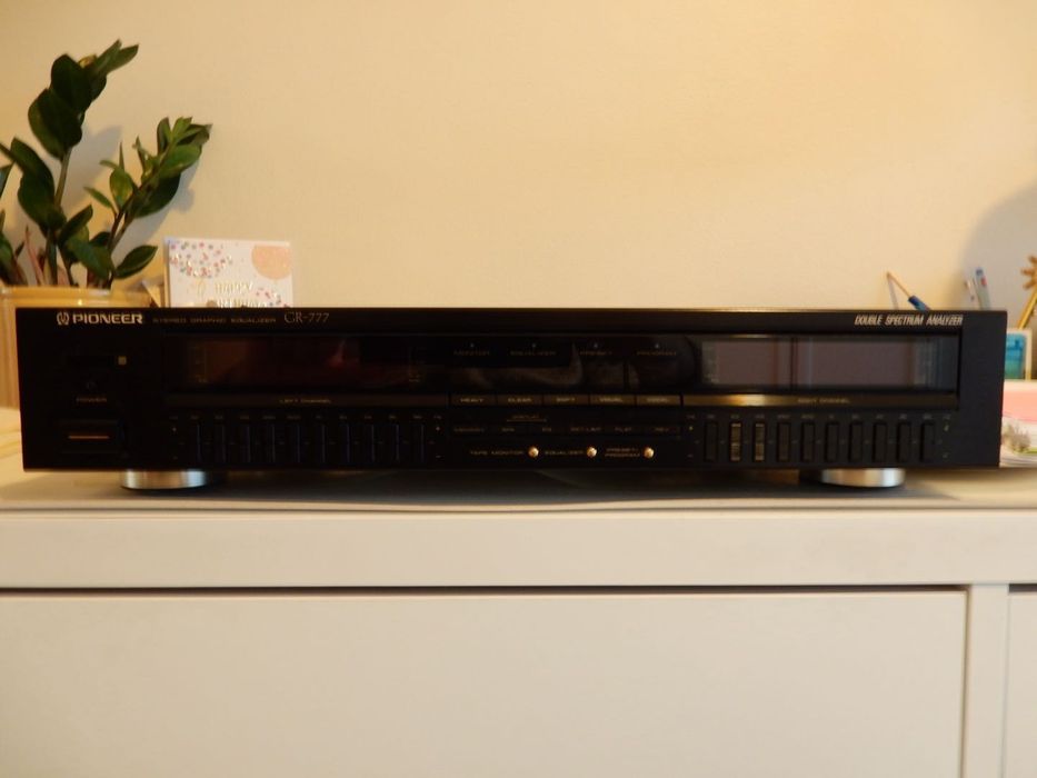 Equalizador Pioneer GR-777 + sintonizador Pioneer F-229L (Bom Estado)