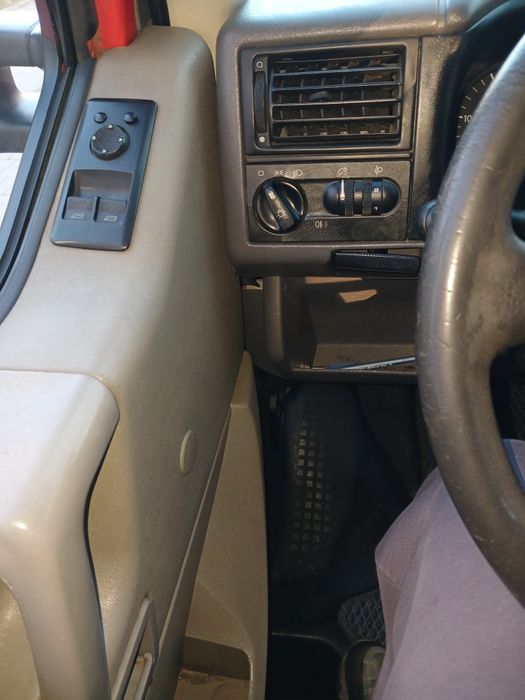 Продається авто Т4 2001 року