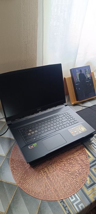 Laptop gamingowy MSI bravo 17 C7V