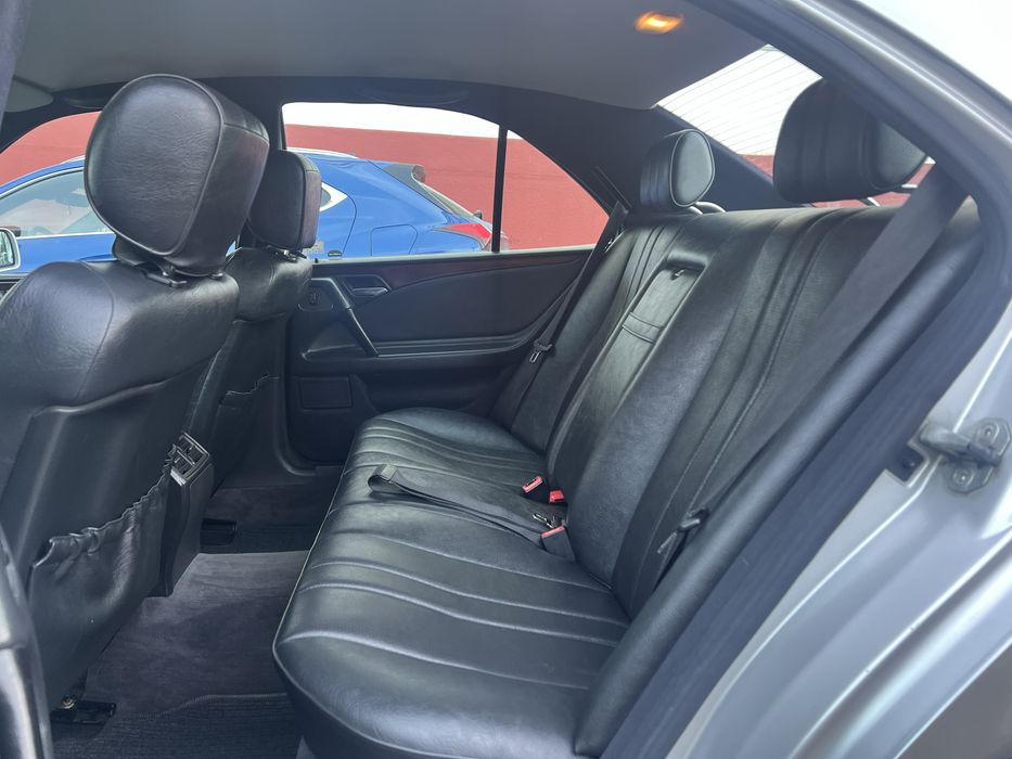 Mercedes E300 diesel 1995/11