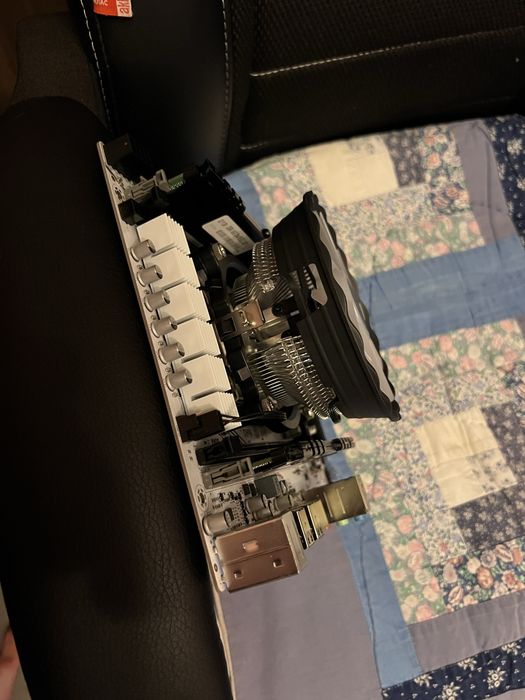 Qiyida x99 H5 / intel 2630v4 / ddr4 16gb 3200mhz / кулер