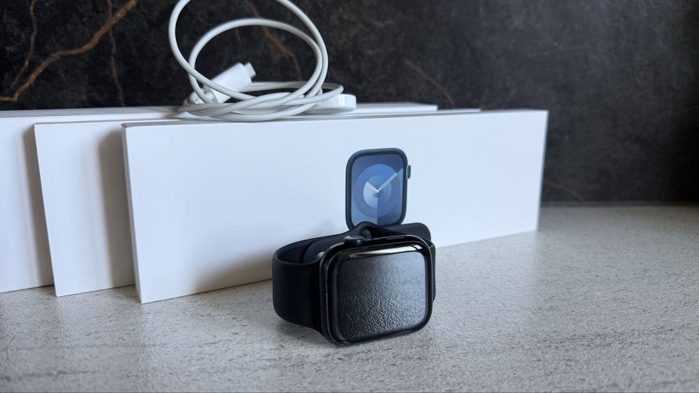 Apple Watch Series 9 45mm GPS Midnight – komplet, bardzo dobry stan