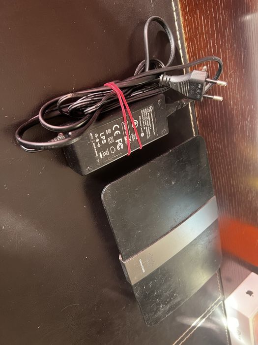 Роутер CISCO Linksys E4200