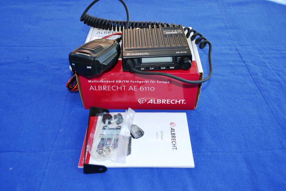 CB Radio ALBRECHT AE 6110 4W - Mini - AM / FM - ASQ - RFG - EMG - NOWE -