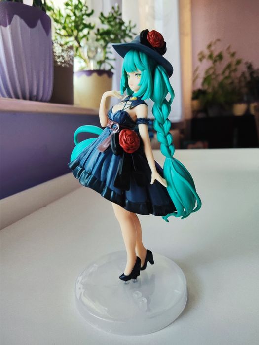Hatsune Miku - figurka.