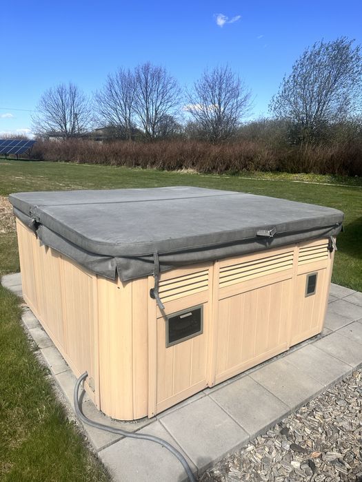 Jacuzzi Sundance spa