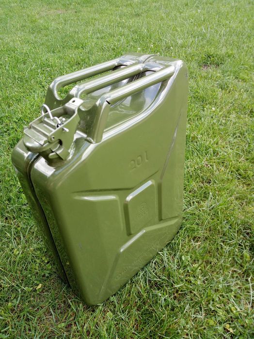 2 x 20 L KANISTER GELG + Mocowanie bagażnik dachowy