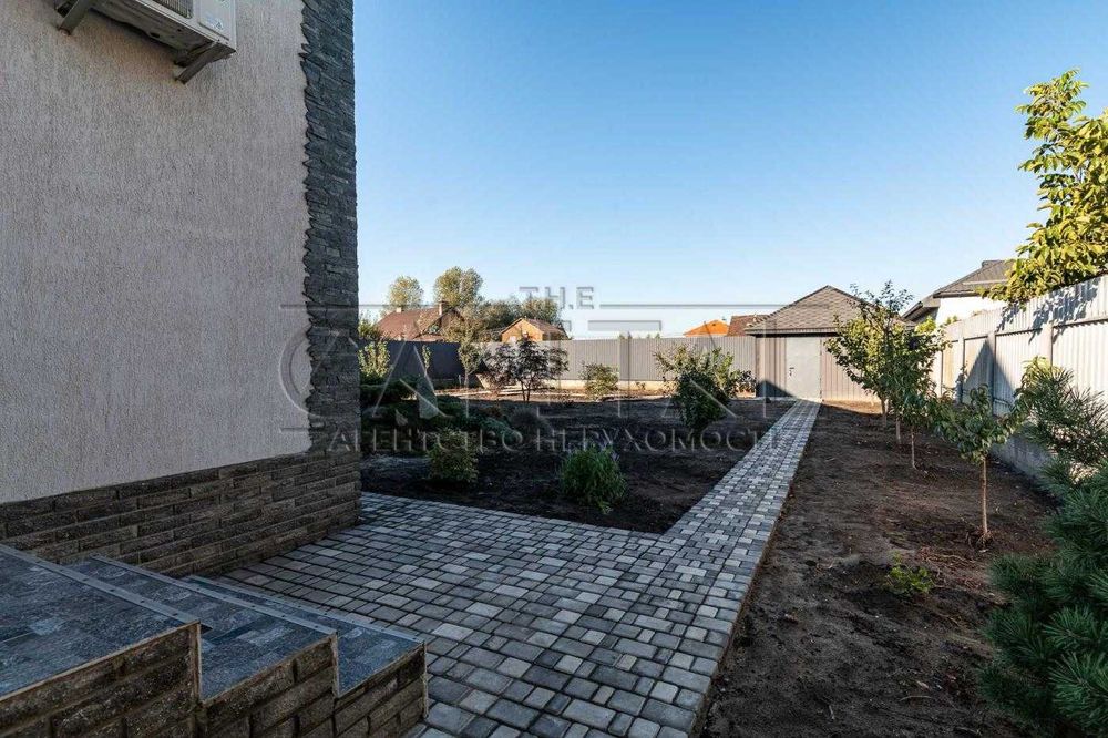 Продажа 2-этажного дома в Иванковичах, Васильковский район.