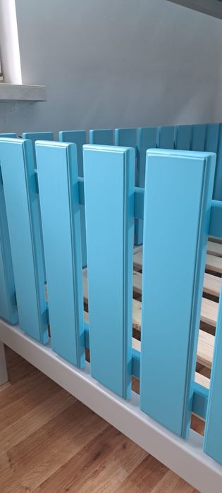 Łóżeczko łóżko domek dla dzieci drewniany 80x160 LED