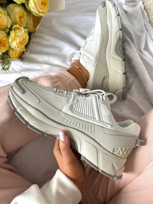 Nike Zoom Vomero Roam Summit White Light Bone premium , Nike Zoom