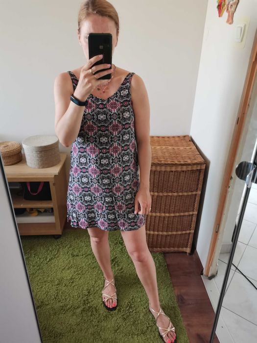 Letnia sukienka Sinsay S/36 mini z wiskozy dekolt z tyłu