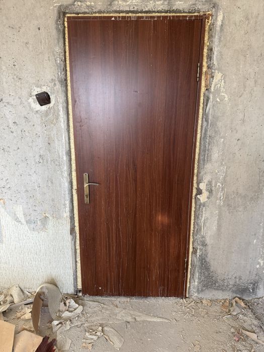 Продам міжкімнатні двері бу